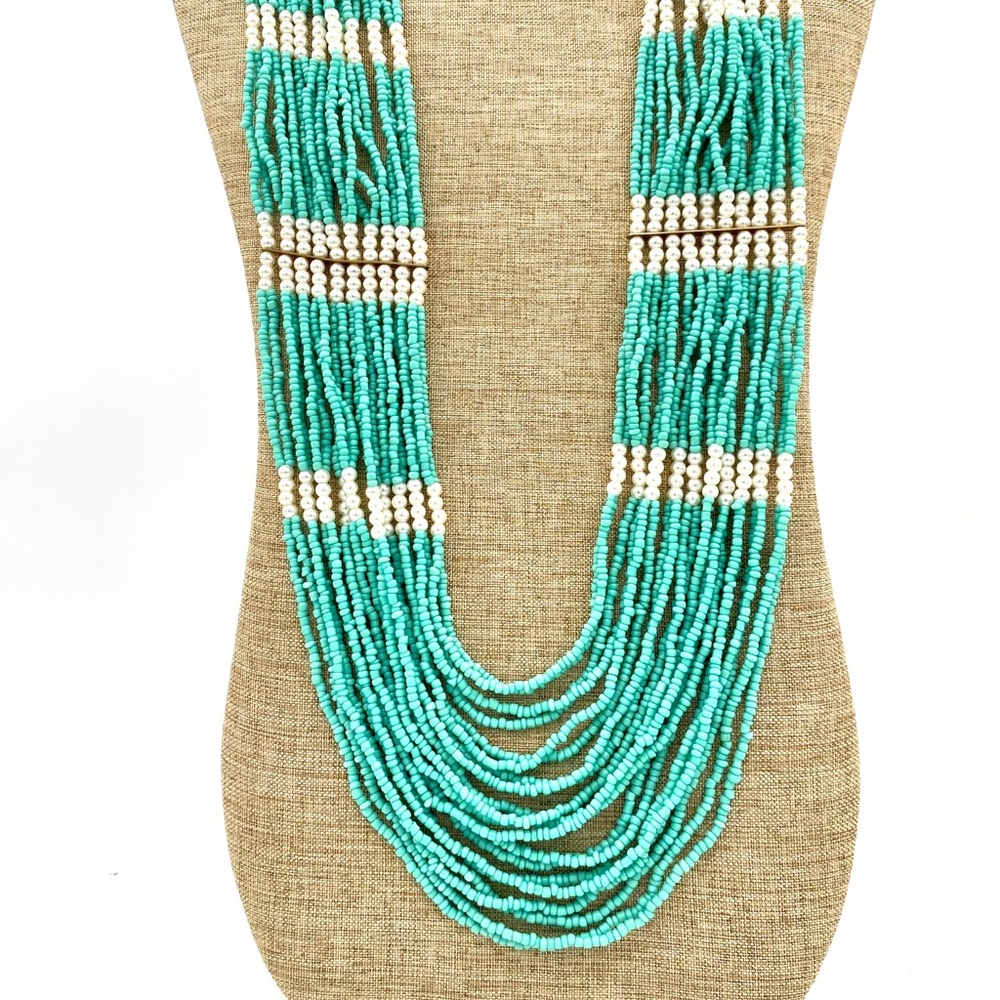 Long seed beads and pearls necklace